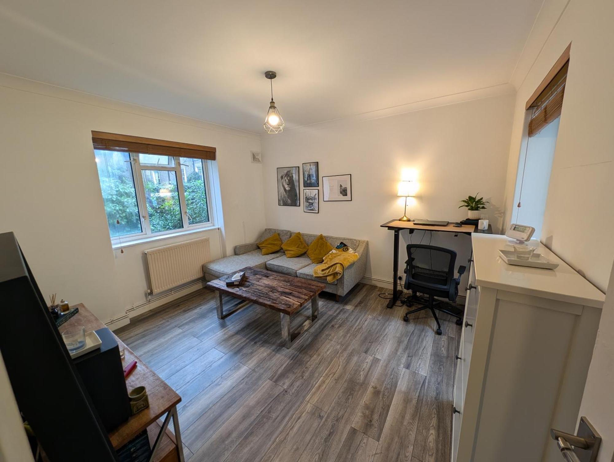 Апартаменты Stylish And Well Equipped Flat In Stockwell Лондон Экстерьер фото